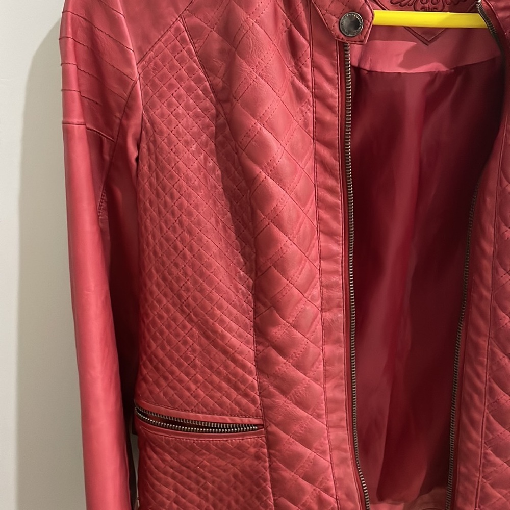 Leather jacket - Picture 3 of 11